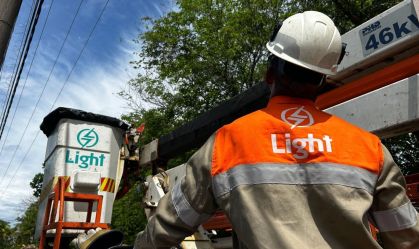 Procon multa Light em mais de R$ 3 milhões por apagão no Rio de Janeiro