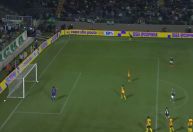 Palmeiras tem gol que bola não entrou marcado na Copinha; veja vídeo