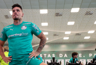 Mais perto do retorno ao Palmeiras, Paulinho relata ansiedade para jogar