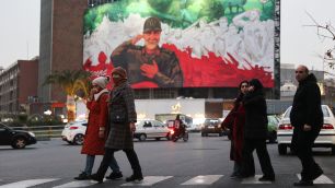 Como o Irã pode retaliar caso sofra um ataque dos Estados Unidos?