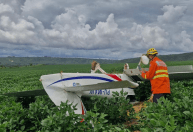 Avião realiza pouso de emergência em lavoura no Distrito Federal