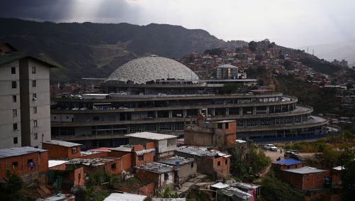 Vista do centro de detenção El Helicoide em Caracas