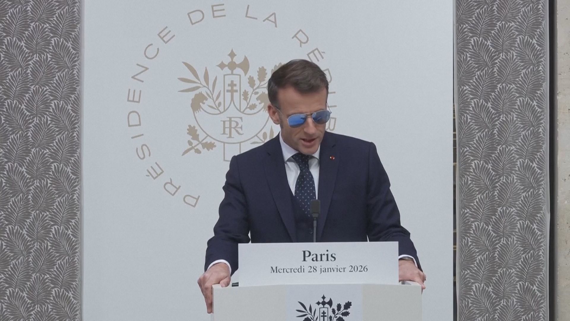 Groenlândia "não está a venda", afirma Macron ao lado de premiê da ilha