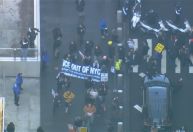 Manifestantes protestam contra morte de mulher por agente do ICE