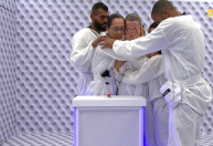 BBB 26: após 65 horas, Elisa desiste e deixa o Quarto Branco