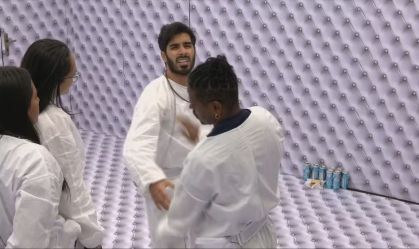 ricardinho-quarto-branco