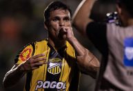 Com hat-trick de Robson, Palmeiras é goleado pelo Novorizontino no Paulista