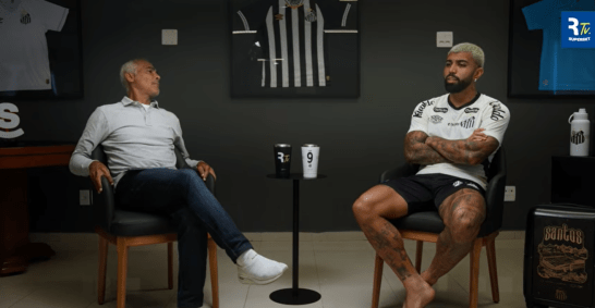 Gabigol falou sobre seus objetivos no Santos e momento do clube em entrevista a Romário