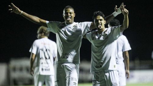 Santos venceu a Ferroviária pela Copinha; jogadores celebram classificação