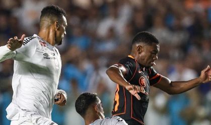 Dorival dispara contra arbitragem em Santos e Corinthians: "Erro grotesco"