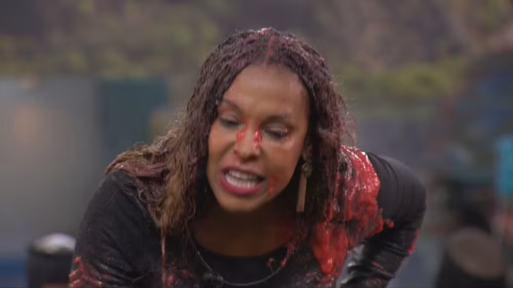 BBB 26: "Por ser branquinha e rica?", dispara Sol em embate com Ana Paula