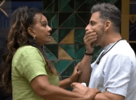 BBB 26: Solange Couto diz que ex-marido quase bateu em Henri Castelli