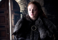 Sophie Turner revela que tema de "Game of Thrones" a desencadeia gatilhos