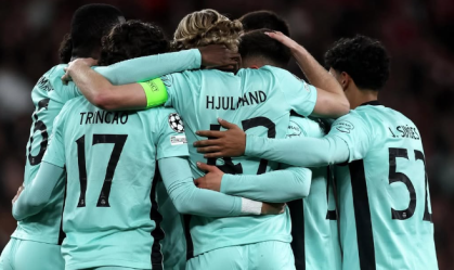 Sporting consegue virada heroica e se garante nas oitavas da Champions