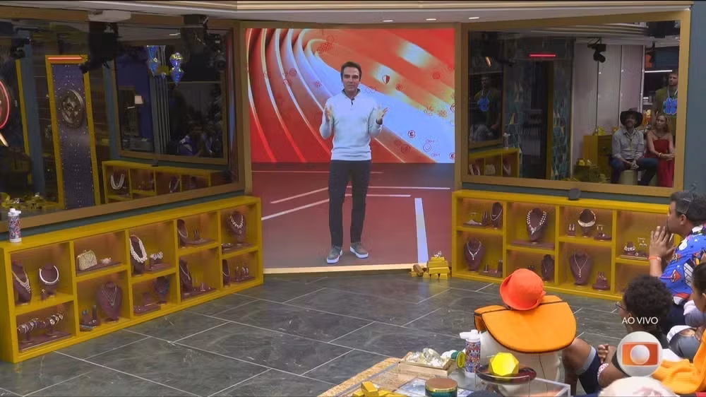 BBB 26: Tadeu Schmidt esclarece condições do Quarto Branco para brothers