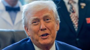 Trump nega amizade com Epstein e diz que magnata queria prejudicá-lo