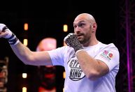 Tyson Fury, campeão mundial de boxe, anuncia retorno da aposentadoria