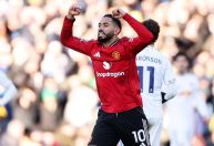 Manchester United empata com o Leeds e sobe na tabela da Premier League