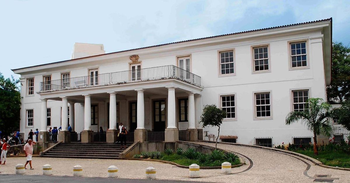 Universidades públicas da Bahia divulgam calendário de provas e ...