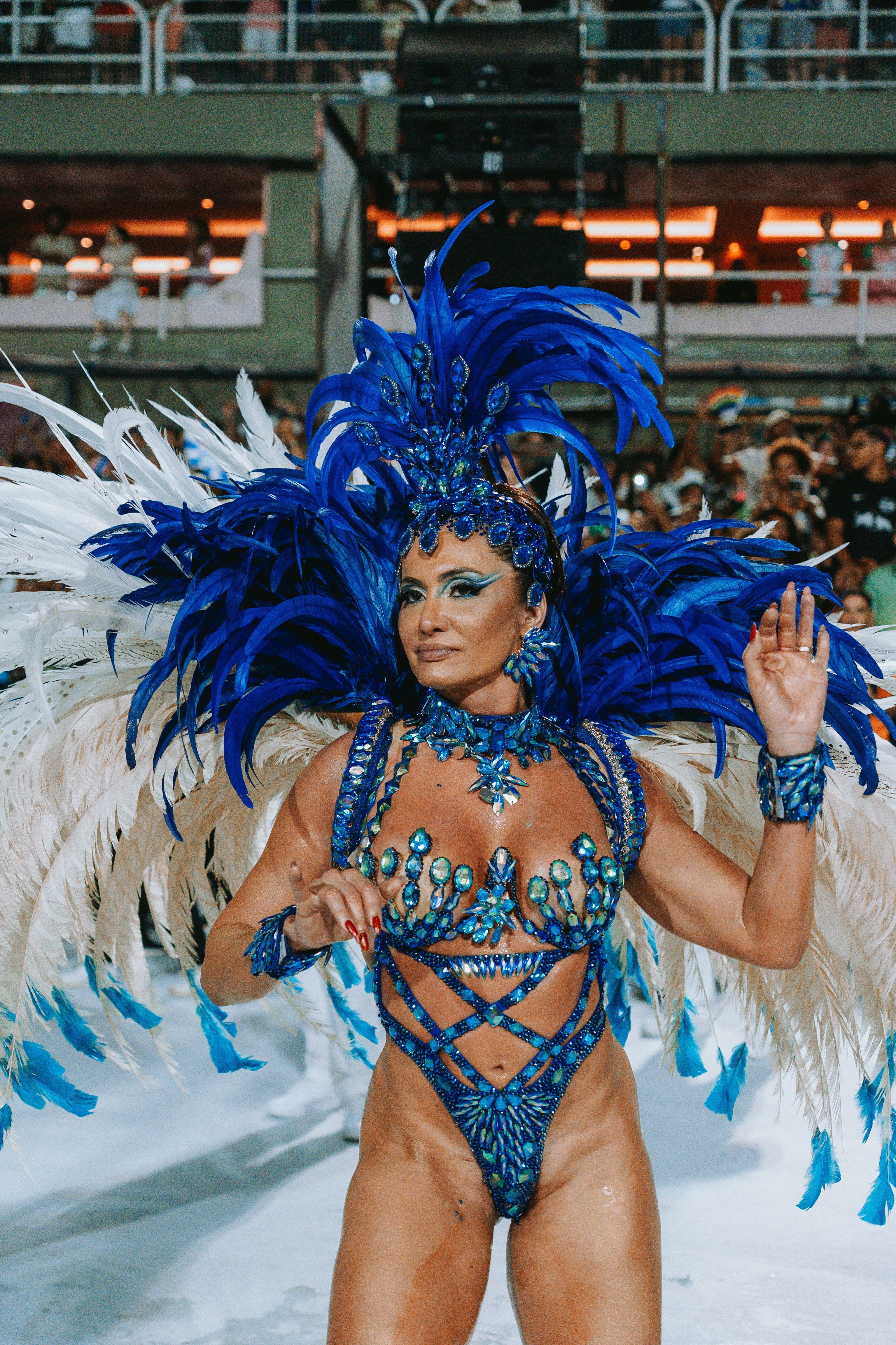 Vanessa Rangeli é rainha de bateria da Unidos de Niterói • Eduardo Hollanda/Rio Carnaval