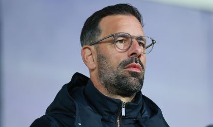 Van Nistelrooy volta à seleção da Holanda como auxiliar para a Copa