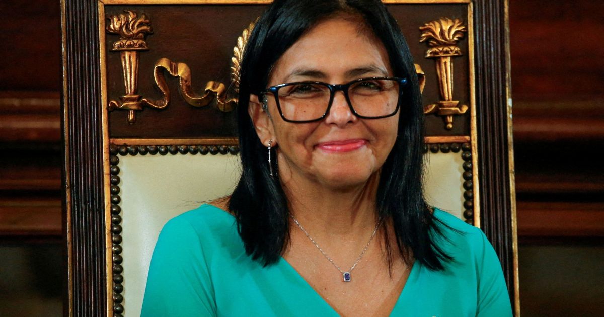 EUA suspendem sanções impostas a Delcy Rodríguez em 2018