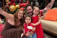 Viih Tube mostra mão do filho 12 dias após acidente; veja foto