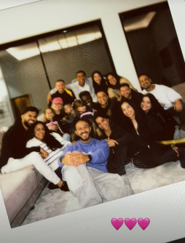 Foto mostra Vini Jr. abraçado com Maria Alice • Instagram/ Virginia