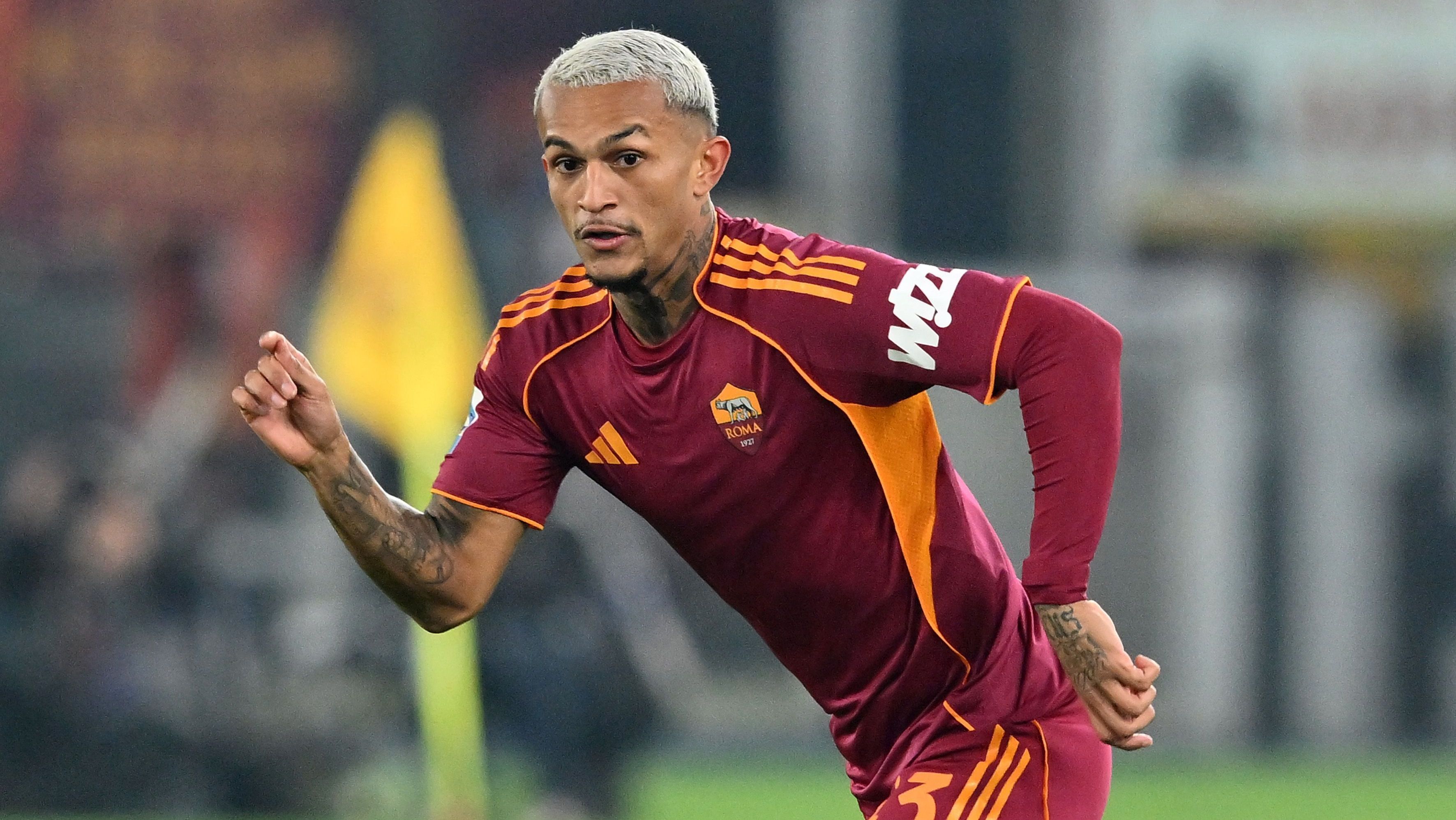 Wesley está se destacando na Roma