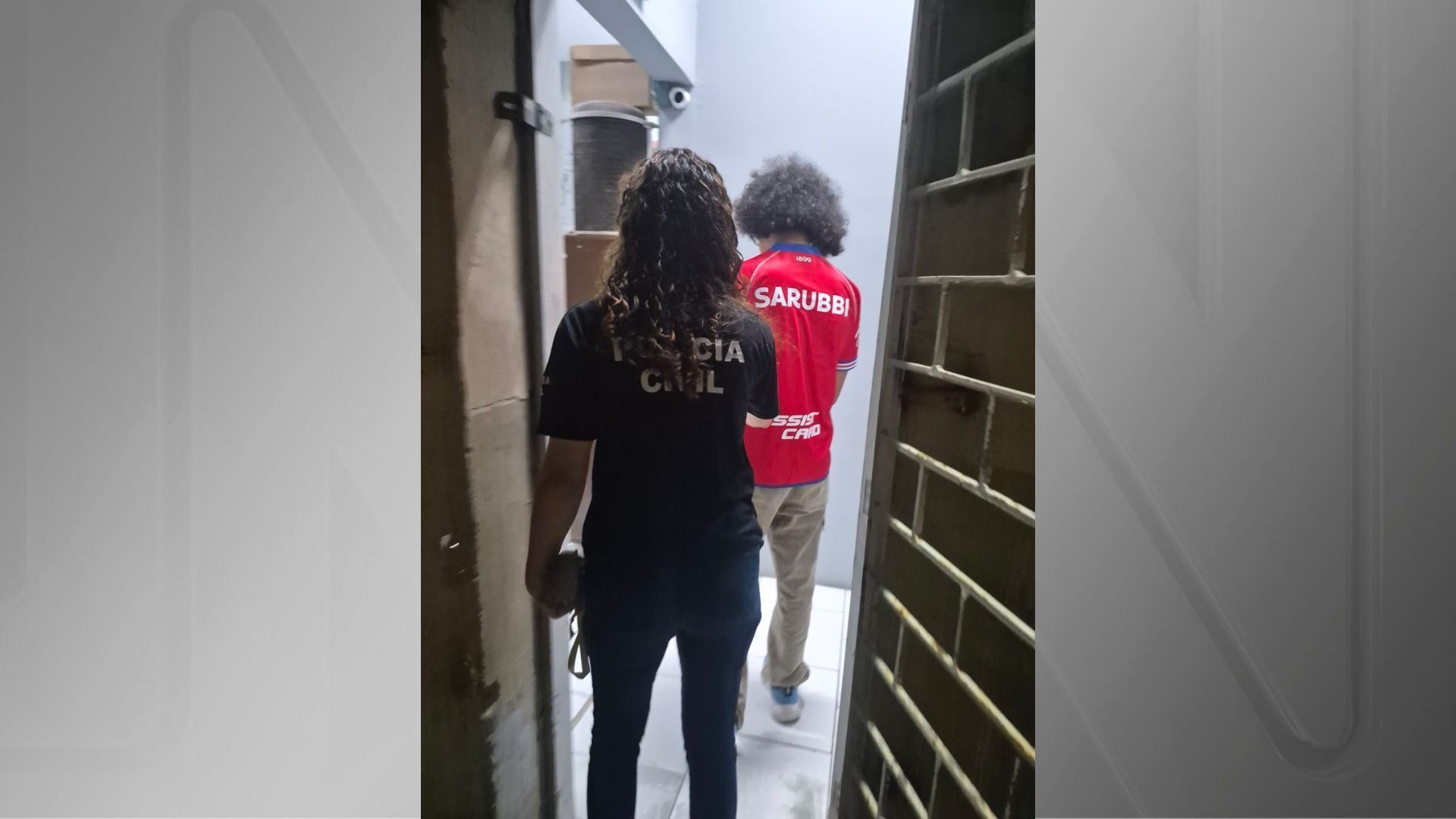 Imagem de destaque do post: Fotógrafo suspeito de vender fotos de mulheres sem consentimento é preso