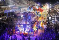 Tarcísio sobre escola que homenageou Lula na Sapucaí: "Me senti agredido"