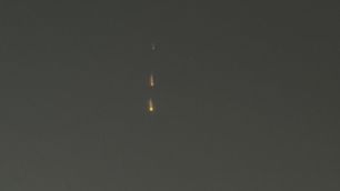 Mísseis do Irã são interceptados sobre Dubai; hotel de luxo é danificado