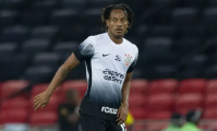 Meia do Corinthians avança em recuperação e se aproxima de retorno