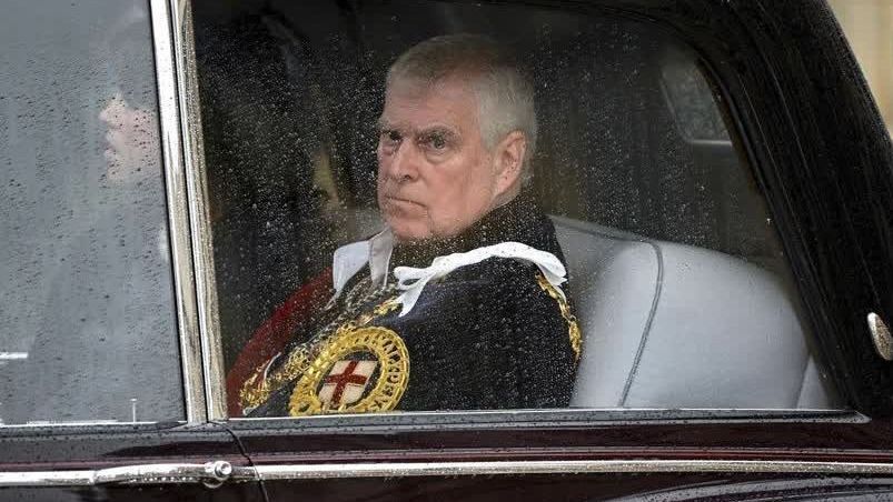 Andrew Mountbatten-Windsor, ex-príncipe