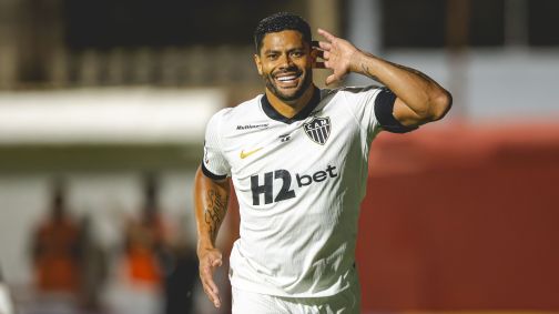 Hulk comemora gol pelo Atlético-MG