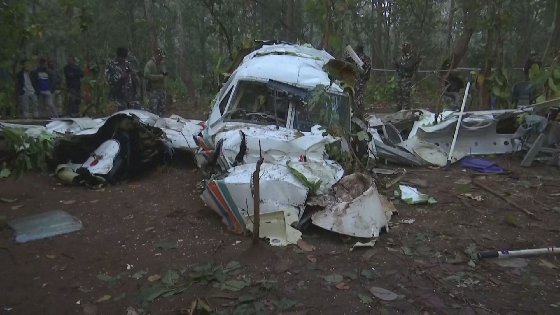 Avião-ambulância cai na Índia