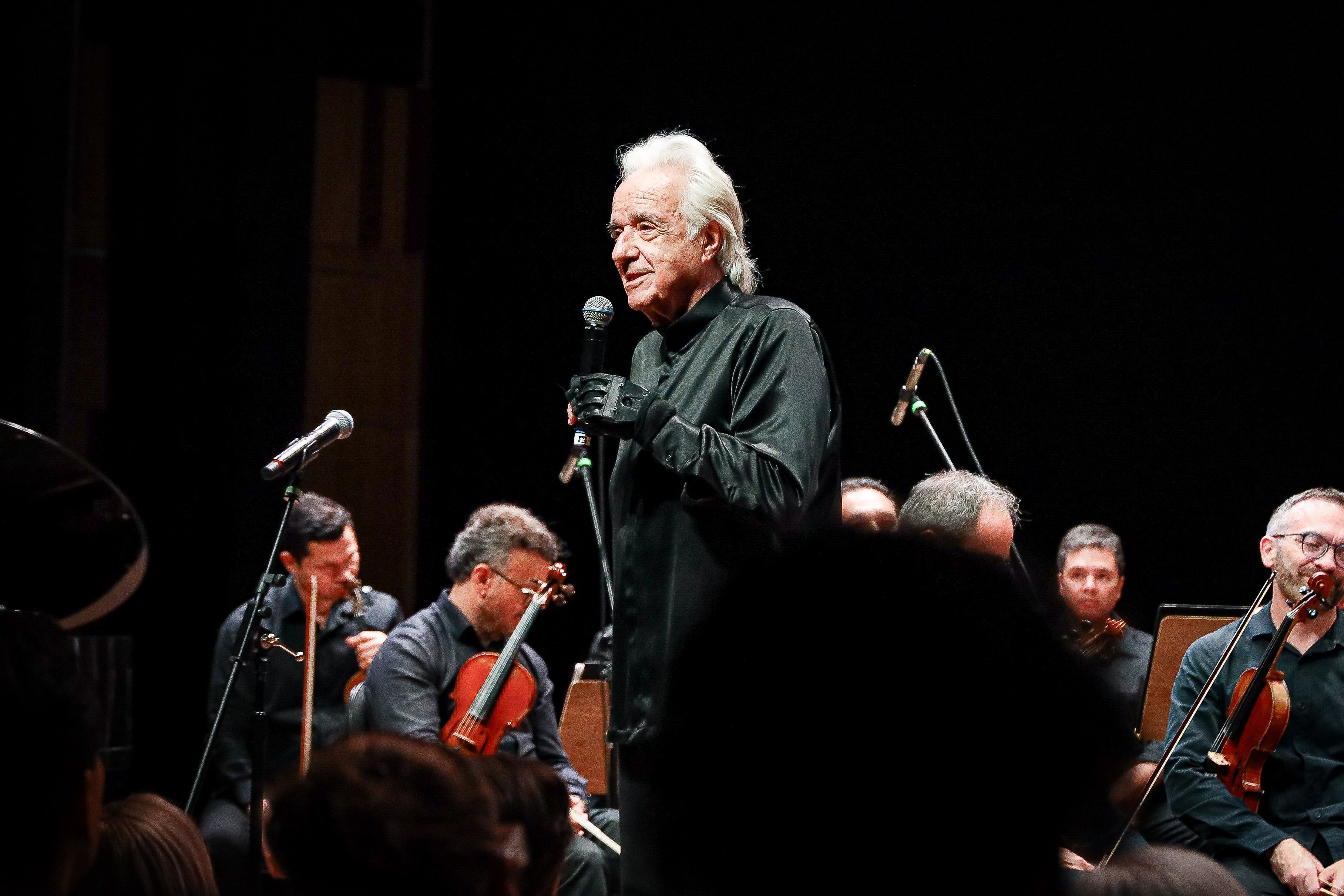 Escolas públicas de São Paulo recebem projeto de música do maestro João Carlos Martins