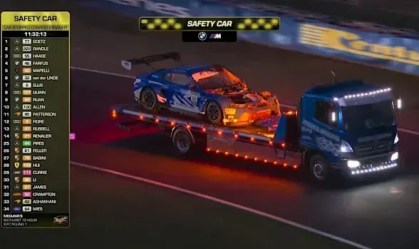 Canguru atropelado e carros em chamas marcam corrida na Austrália