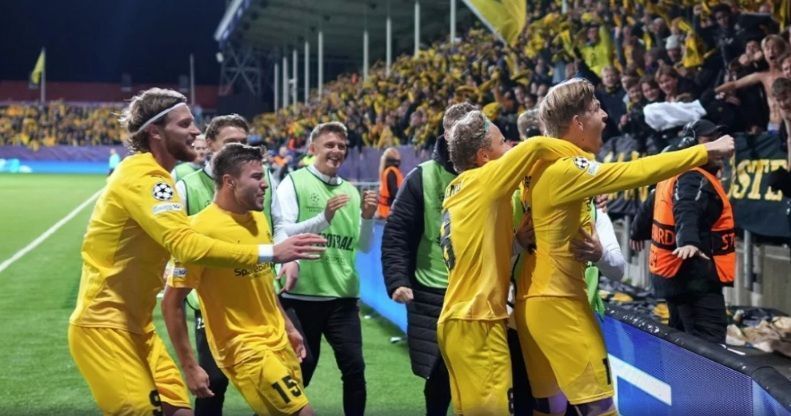 Bodo Glimt celebra gol na Uefa Champions League da temporada