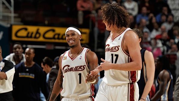 Boobie Gibson e Anderson Varejão