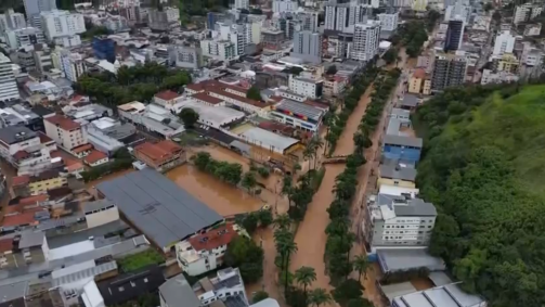 Imagens aéreas mostram situação da cidade de Ubá (MG) após fortes chuvas