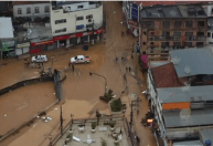 Pessoas quase morreram dentro de casa, diz jornalista após chuvas em MG