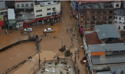 Imagens aéreas mostram situação da cidade de Ubá (MG) após fortes chuvas