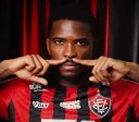 Vitória anuncia contratação do zagueiro Cacá, ex-Corinthians