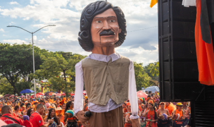 Carnaval de MG movimenta R$ 5,8 bilhões em 2026, alta de 10%