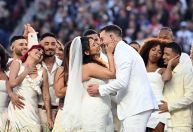 Bad Bunny: casamento durante apresentação no Super Bowl foi real
