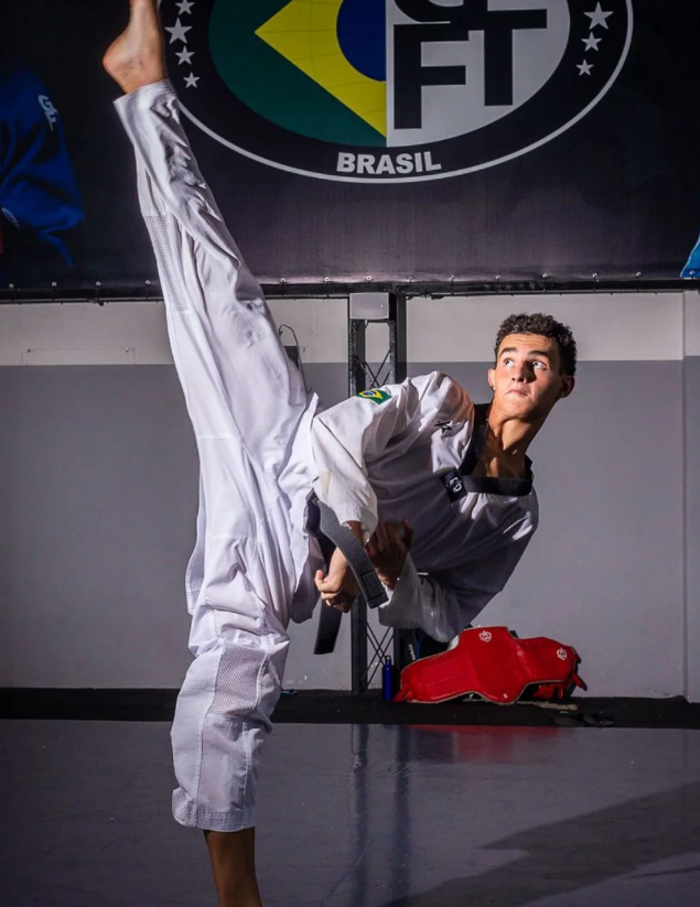 Cauã Batista, promessa do taekwondo brasileiro, morre aos 18 anos
