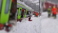 Descarrilamento de trem nos Alpes suíços deixa cinco feridos, diz polícia