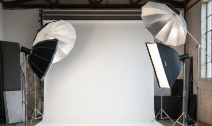 Estúdio fotográfico é alvo de operação da polícia após golpes em SC