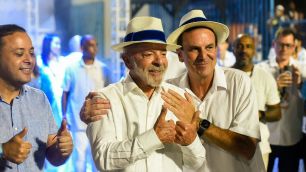 Governo nega influência no desenvolvimento de enredo em desfile sobre Lula